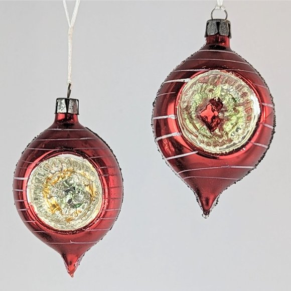 Set of 3 Vtg 1950s Red Orange Reflector Teardrop Ornaments Concave Indent Shiny - Picture 7 of 9